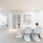 Incredible Luxury Location In Puerto Banus For Families ماربيا