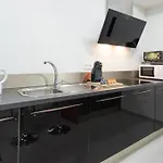 Incredible Luxury Location In Puerto Banus For Families ماربيا