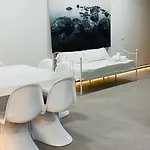 Incredible Luxury Location In Puerto Banus For Families ماربيا