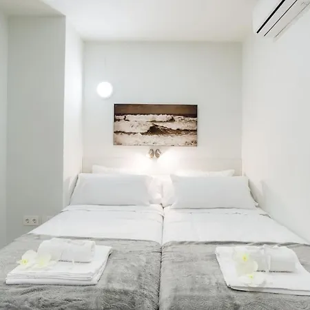 Incredible Luxury Location In Puerto Banus For Families Daire *