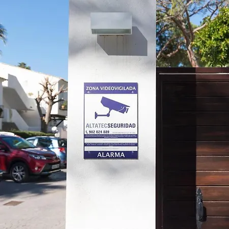 Incredible Luxury Location In Puerto Banus For Families Daire
