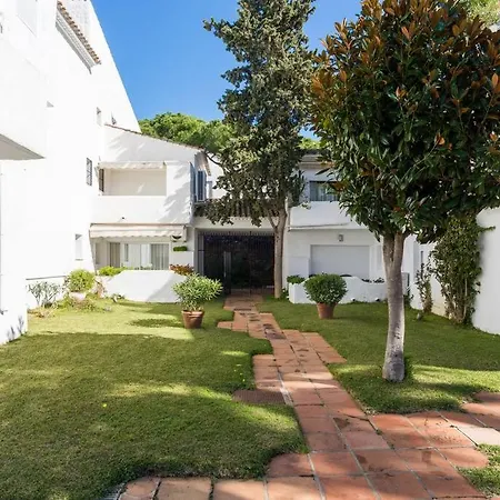 Incredible Luxury Location In Puerto Banus For Families Daire *