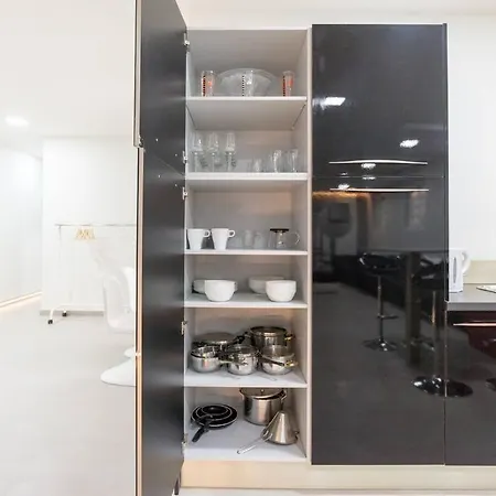 Incredible Luxury Location In Puerto Banus For Families Daire *