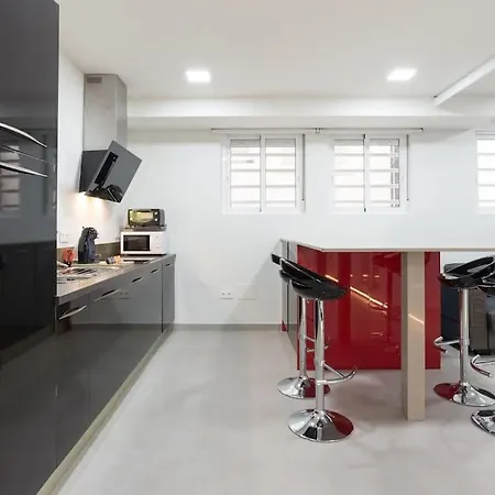 Incredible Luxury Location In Puerto Banus For Families Daire *